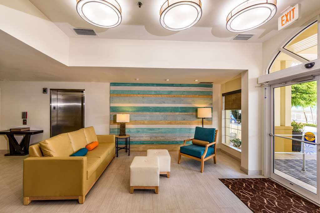Comfort Suites Seven Mile Beach Джорджтаун Інтер'єр фото